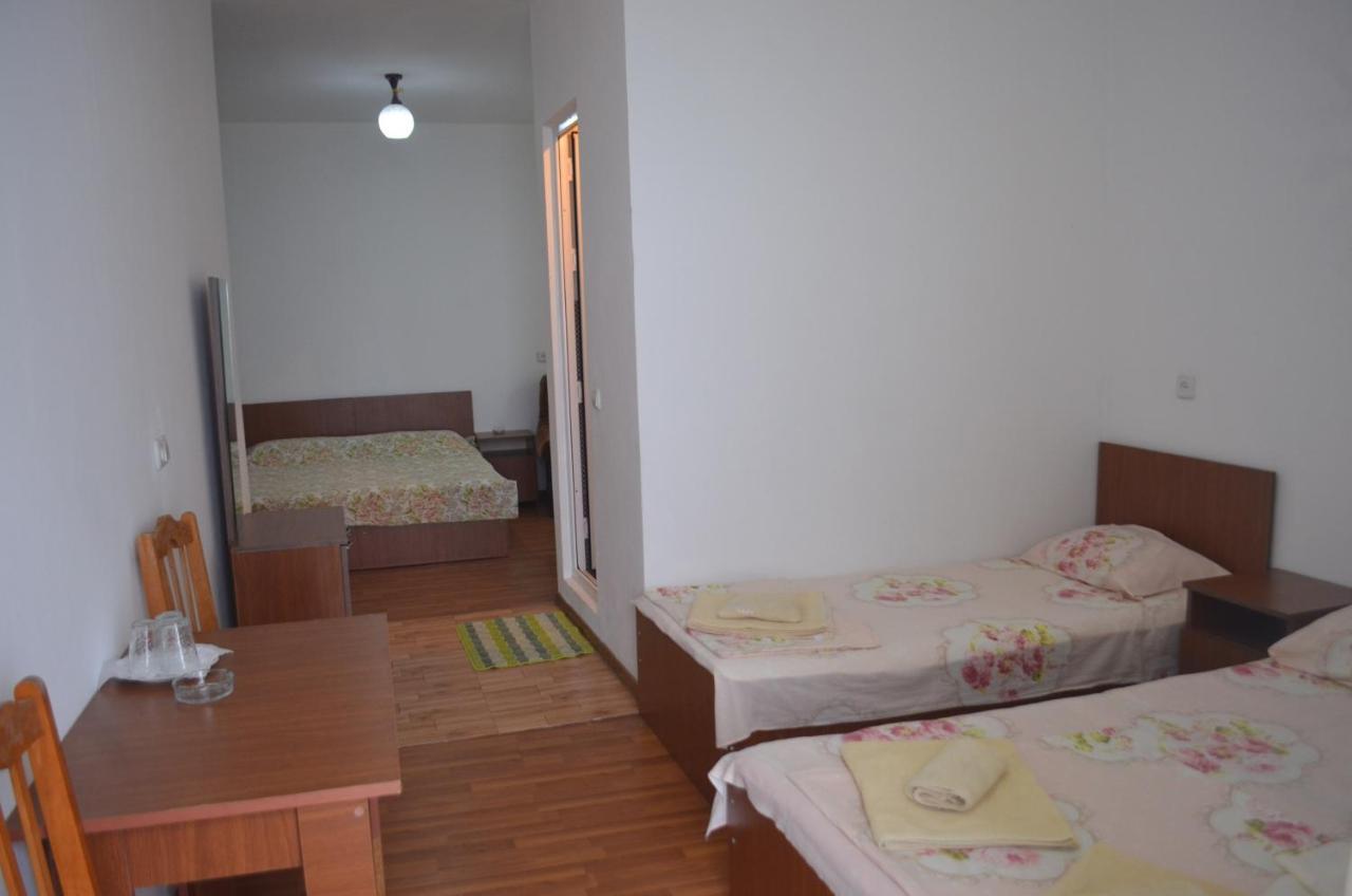 Akhmed Guest House Kvariati Buitenkant foto